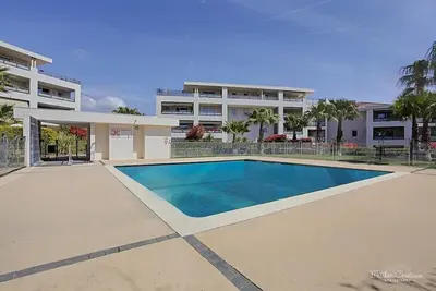 Image de Gameou, piscine collective, 2 terrasses, Clim