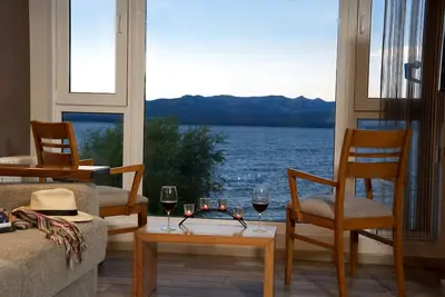 Image de Location de luxe au bord du lac