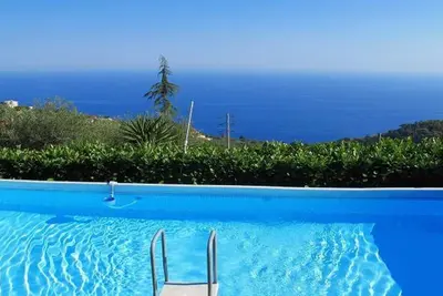Image de Charmant appartement Casa Assuma (A) avec piscine commune - vue sur la mer Ă la cĂ´te de Sorrento