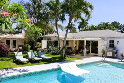 Image de Private Hideaway - Maison entière de 3 chambres avec piscine d'eau de mer