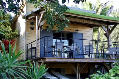 Image de Bungalow dans un cadre verdoyant