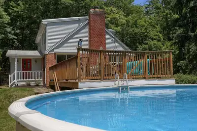 Image de Prime Location \/ Grove Retreat-Pool, Pont, Étang, Firepit, Terrain de jeu, Faune
