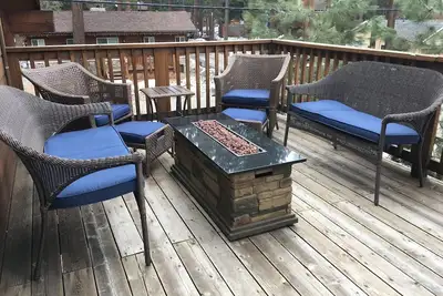 Image de Maison exquise Tahoe avec spa à seulement 3 pâtés de maisons de Kings Beach