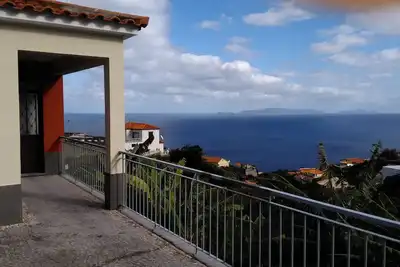 Image de Vue de l'Atlantique avec voiture et vélo gratuits.