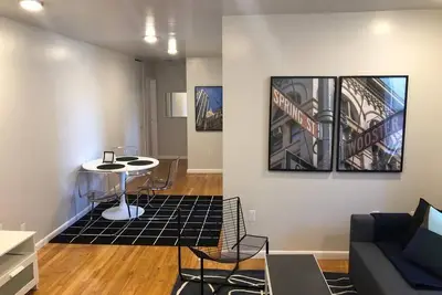 Image de 1817 5f · Magnifique 2bed Apt-20 min à Nyc / parking Avail.