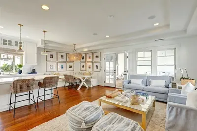 Image de Perfection par la mer! 3 pâtés de maisons de l'eau à Corona Del Mar