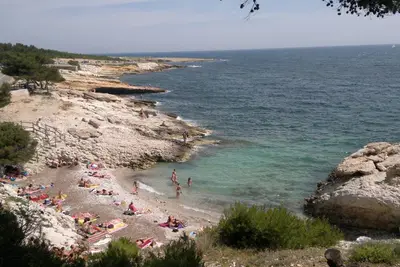 Image de Rez de jardin proche de la mer et trés prisé à Carry-le-Rouet