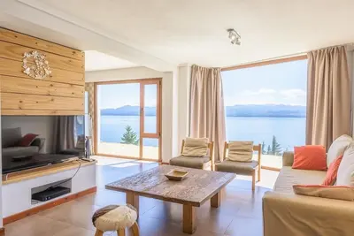 Image de Td7 - Stunnning Appartement de 3 chambres avec vue imprenable sur le lac et jacuzzi