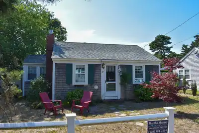 Image de Maison de deux chambres à seulement. 3 miles de la plage privée / partagée