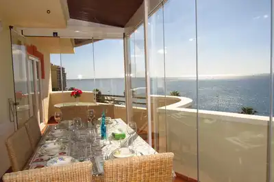 Penthouse de luxe en duplex de 3 chambres avec vue sur la mer à 50m de la plage