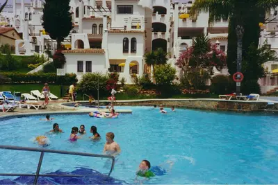 Appartement confortable dans le complexe de vacances exclusif Pueblo Evita près de la plage, grande terrasse