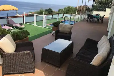 Image de Belle villa climatisée vue mer Piscine privée chauf. Crique 5 mn à pied