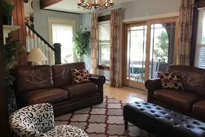 Image de Belle, 4 Bdrm 2 Bath Vintage home À quelques pas de Ocean Beach Park