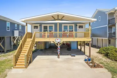 Image de Love At First Sight - Un beau duplex avec porte intérieure communicante, idéal pour les vacances en famille.