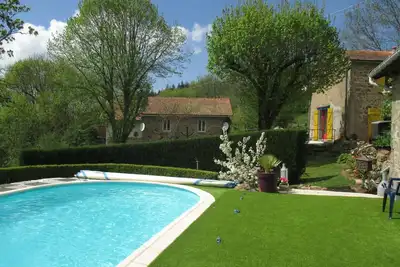 Image de Maisonnet charmante avec piscine, rando et repos