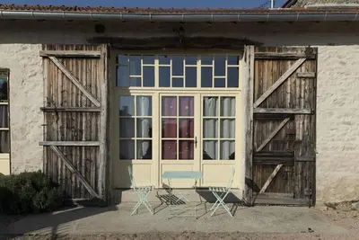 Image de Charmante maison rénovée, 4-5 pers. , jardin clos, près de Charroux et Ebreuil. Draps inclus, animaux Ok