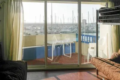Image de Studio avec terrasse, 4 personnes, vue sur la mer, entièrement équipé