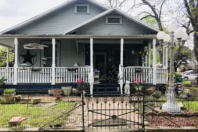 Image de La Harley House - était à Schlitterbahn, Comal ou Guadalupe Rivers