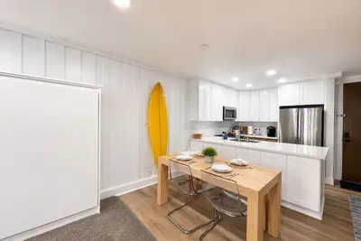 Image de Family Friendly & Southerly Beach and Pier Vues Condo! ! !