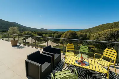Image de superbe appartement 8 personnes vue mer panoramique