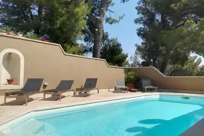 Image de Villa de charme en pleine nature dans les Alpilles