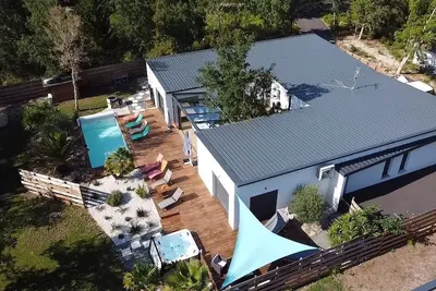 Image de Villa 230m2, 6 chambres, piscine et jacuzzi Ă Moliets