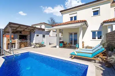 Image de Superbe maison à Kastav avec WiFi