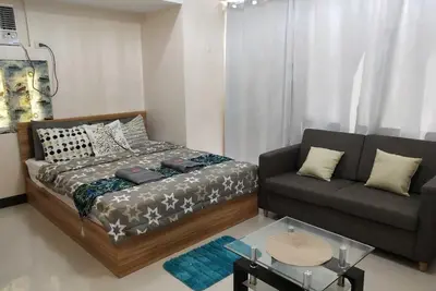 Image de Unité de studio confortable @ Viceroy Condo, Mckinley Taguig