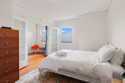 Image de Garden Flat w / Master Suite - Easy Sf Access