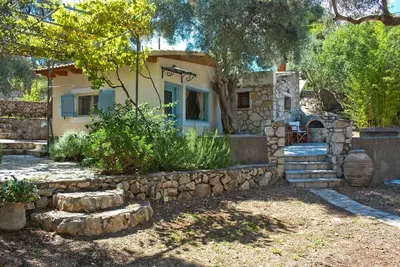 Olive Grove Cottage \/ Excellente vue