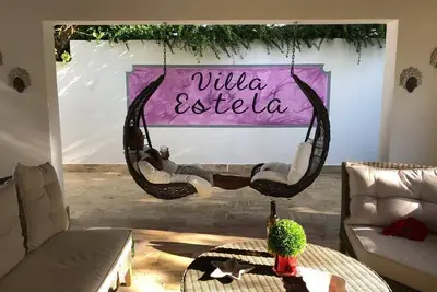 Image de ApartVilla sur 2 niveaux dans une communauté fermée à 0. 14 km de la plage