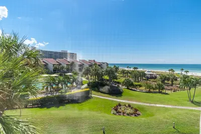 Image de Profitez de la vue fantastique depuis Siesta Dunes 5-307 surplombant le golfe du Mexique.