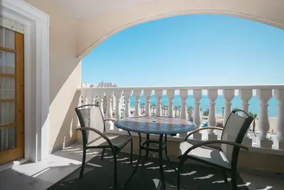 Image de 012 Amazing Sea Views & Beach
