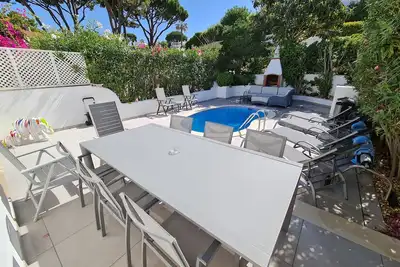 Image de Maison de ville avec 3 chambres et piscine Ă Lakeside Village, Quinta do Lago