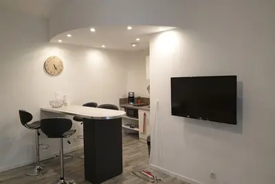 Image de Studio F1 de 25m2 en plein centre ville du Puy en Velay