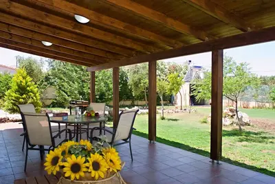 Image de Villa Nefeli près de la mer