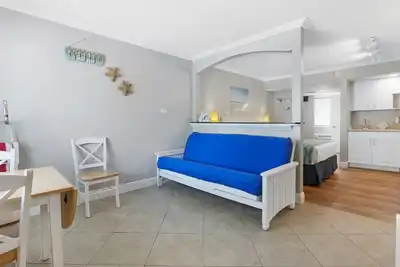 Image de Pelican Pointe Condo / Unité d'hôtel # 211 Efficacité abordable au coeur de Clearwater Beach!