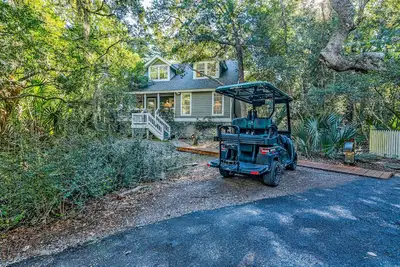 Image de Bienvenue à Cottage in the Oaks sur Bald Head Island
