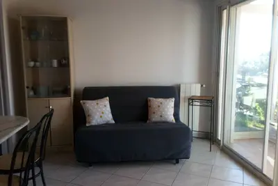 Image de Location saisonniere. F2, indépendant, dans villa, Carnoux en Provence.