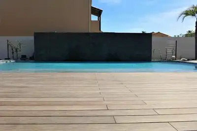 Image de Confortable appartement pour 4 personnes avec climatisation, piscine, Wifi, Tv, terrasse et parking