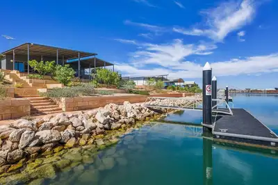 Image de 78 Madaffari Drive - JETÉE PRIVÉE et piscine