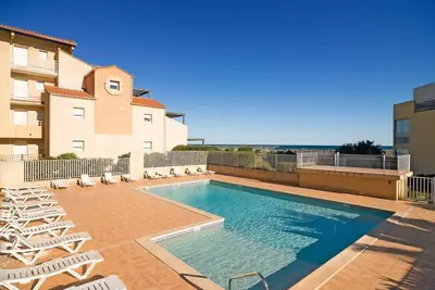 Image de Appartement avec Mezzanine Proche de la Plage | Piscine Extérieure