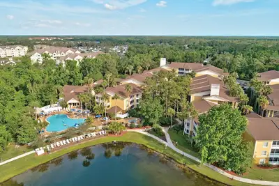 Image de All Suite Resort à côté du parc d’attractions Old Town et de Disney World avec une pléthore de commodités