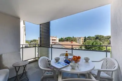 Image de Appartement 79 Bay by Interhome