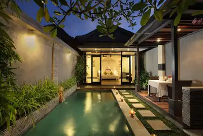 Image de Villa 1 chambre avec piscine à Seminyak, à 7 minutes à pied de la plage et des commerces