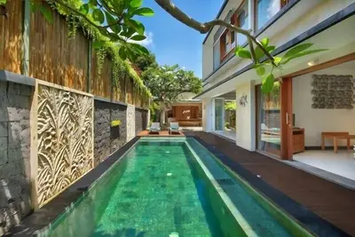 Image de Villa Familiale avec 3 Chambres et Piscine Ă Legian