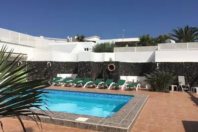 Image de Cottage pour 2-8 personnes, piscine chauffée, près de la mer et du golf
