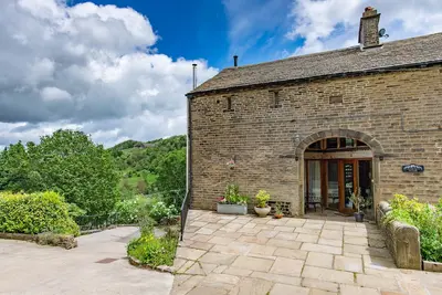 Superbe conversion de grange, endroit tranquille. 4 adultes + 1 bébé dans un lit bébé