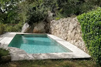 Image de Studio independant dans villa dominant Monaco + parking à Monaco