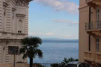 Appartement supérieur avec vue sur la mer dans le centre d'Opatije